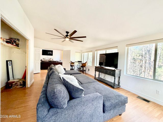 6870 W ROBBIN Lane, Pine, AZ 85544