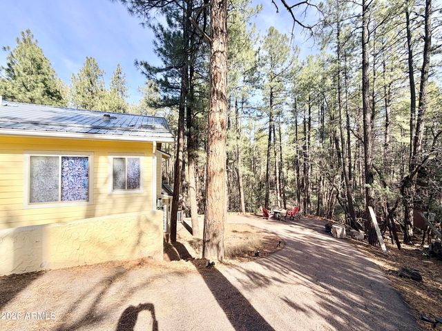 6870 W ROBBIN Lane, Pine, AZ 85544