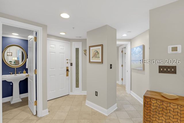 77 Ocean Ln Apt 117, Hilton Head Island, SC 29928