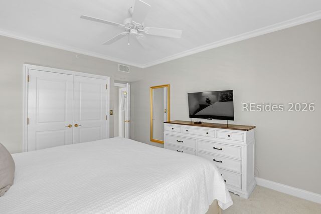 77 Ocean Ln Apt 117, Hilton Head Island, SC 29928