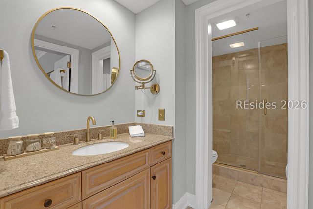 77 Ocean Ln Apt 117, Hilton Head Island, SC 29928