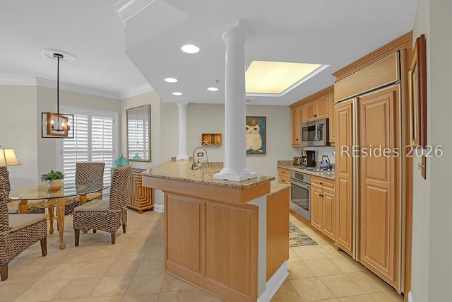 77 Ocean Ln Apt 117, Hilton Head Island, SC 29928