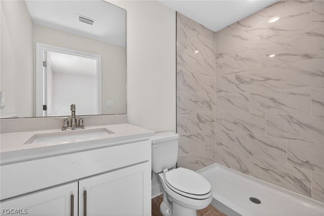 630 NW 28th TER, Cape Coral, FL 33993