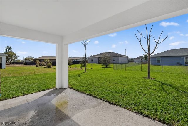 630 NW 28th TER, Cape Coral, FL 33993