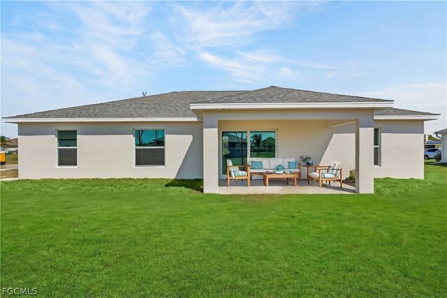 630 NW 28th TER, Cape Coral, FL 33993