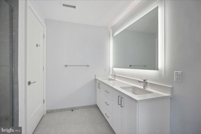 923 V ST NW #602, Washington, DC 20001