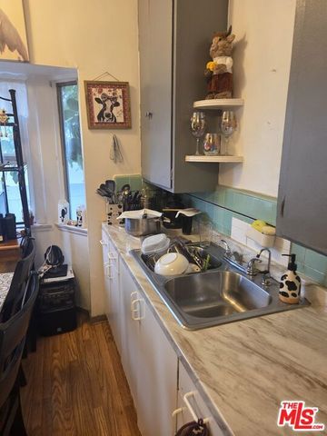 6640 Leland Way, Los Angeles, CA 90028