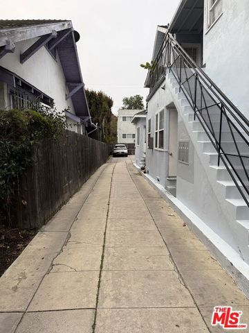 6640 Leland Way, Los Angeles, CA 90028