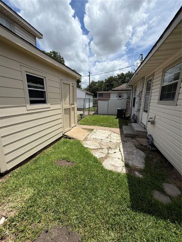 111 Inlane Street, Houston, TX 77012