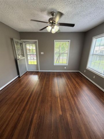 111 Inlane Street, Houston, TX 77012