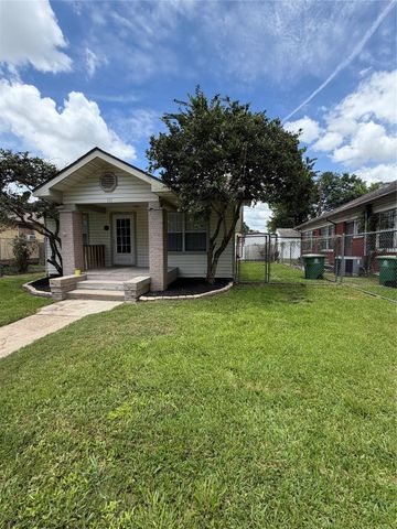 111 Inlane Street, Houston, TX 77012