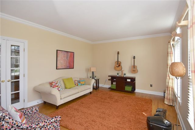317 Abbey Brook Ln, Peters Twp, PA 15367
