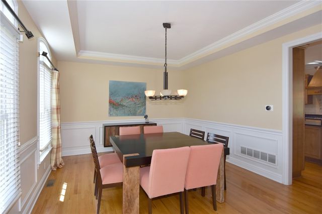 317 Abbey Brook Ln, Peters Twp, PA 15367
