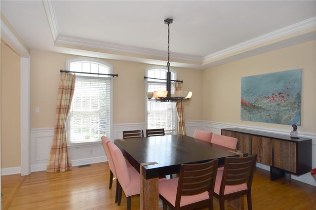 317 Abbey Brook Ln, Peters Twp, PA 15367