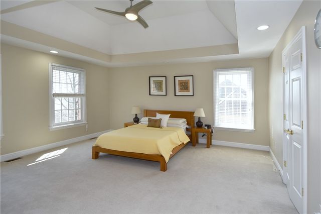 317 Abbey Brook Ln, Peters Twp, PA 15367