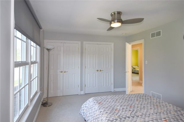 317 Abbey Brook Ln, Peters Twp, PA 15367