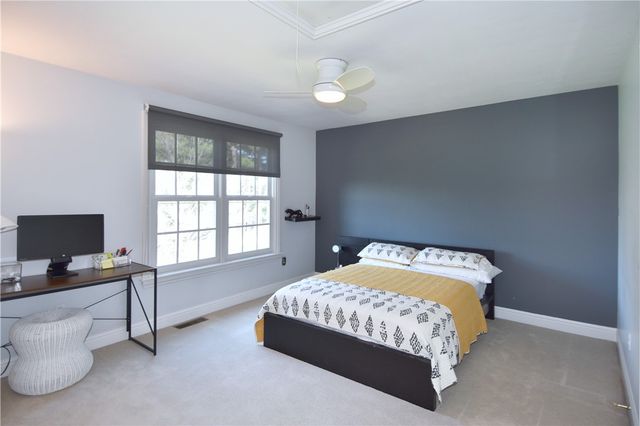 317 Abbey Brook Ln, Peters Twp, PA 15367