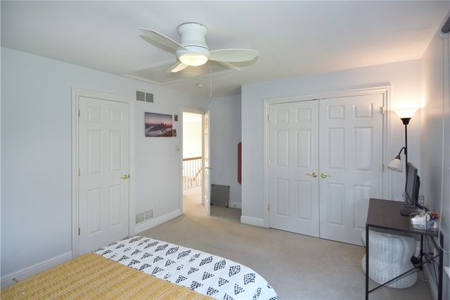317 Abbey Brook Ln, Peters Twp, PA 15367
