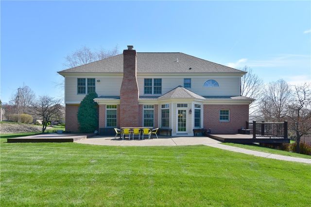 317 Abbey Brook Ln, Peters Twp, PA 15367