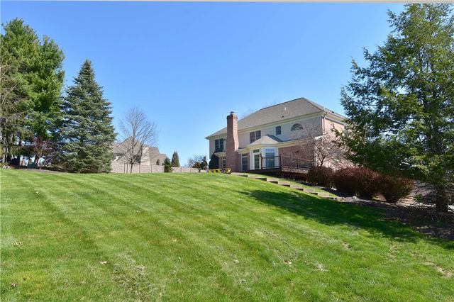 317 Abbey Brook Ln, Peters Twp, PA 15367