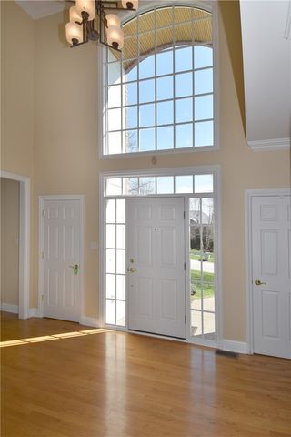 317 Abbey Brook Ln, Peters Twp, PA 15367