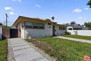 6229 Sylvia Avenue, Tarzana, CA 91335