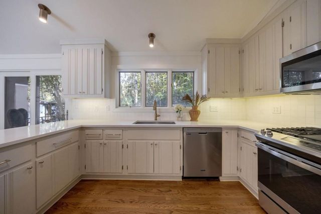 922 Barton Woods NE Road, Atlanta, GA 30307