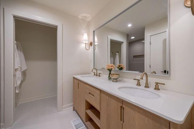 922 Barton Woods NE Road, Atlanta, GA 30307