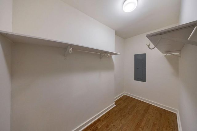 922 Barton Woods NE Road, Atlanta, GA 30307