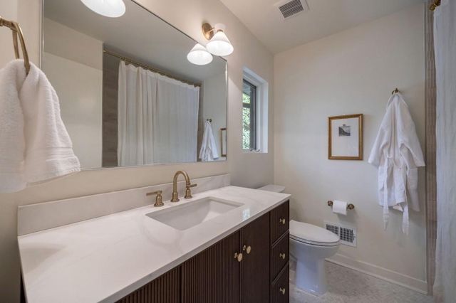 922 Barton Woods NE Road, Atlanta, GA 30307