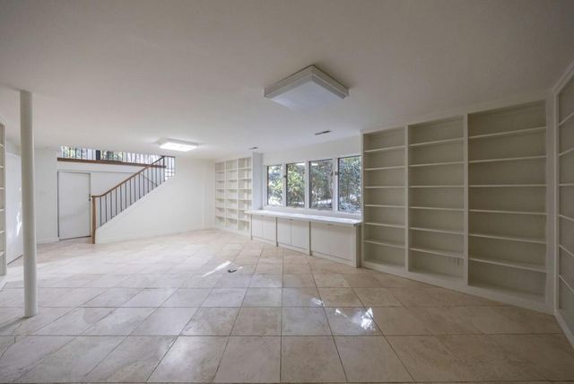 922 Barton Woods NE Road, Atlanta, GA 30307