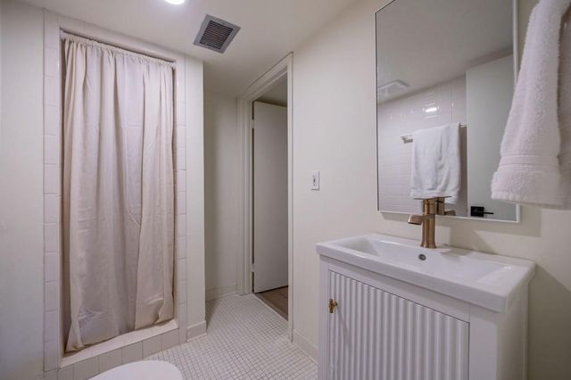 922 Barton Woods NE Road, Atlanta, GA 30307