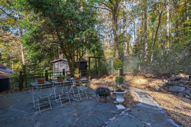 922 Barton Woods NE Road, Atlanta, GA 30307