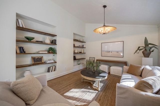 922 Barton Woods NE Road, Atlanta, GA 30307