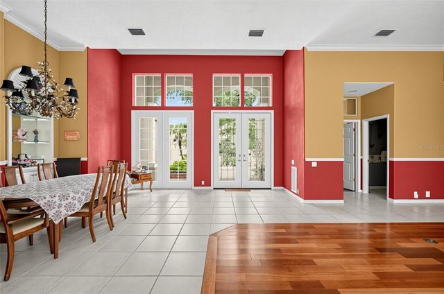9108 WOODRIDGE RUN DRIVE, Tampa, FL 33647