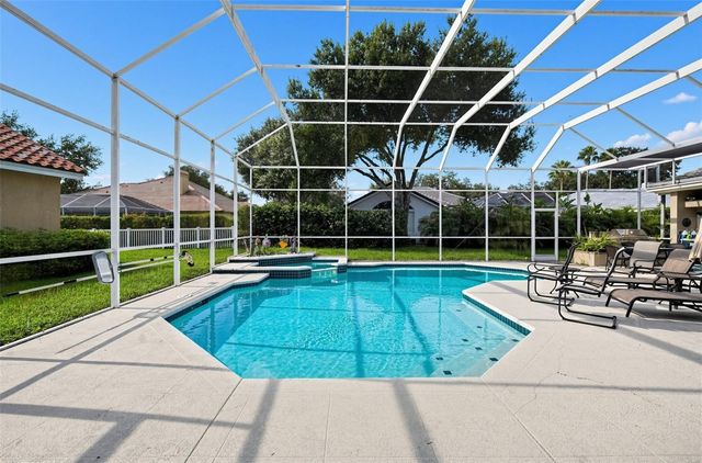 9108 WOODRIDGE RUN DRIVE, Tampa, FL 33647