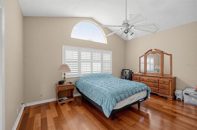 9108 WOODRIDGE RUN DRIVE, Tampa, FL 33647