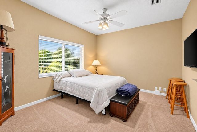9108 WOODRIDGE RUN DRIVE, Tampa, FL 33647