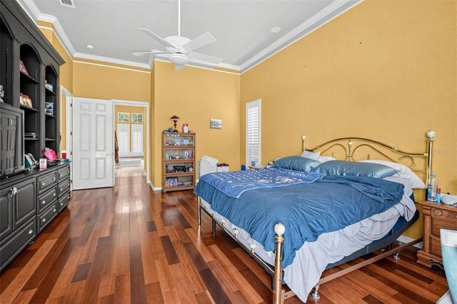 9108 WOODRIDGE RUN DRIVE, Tampa, FL 33647