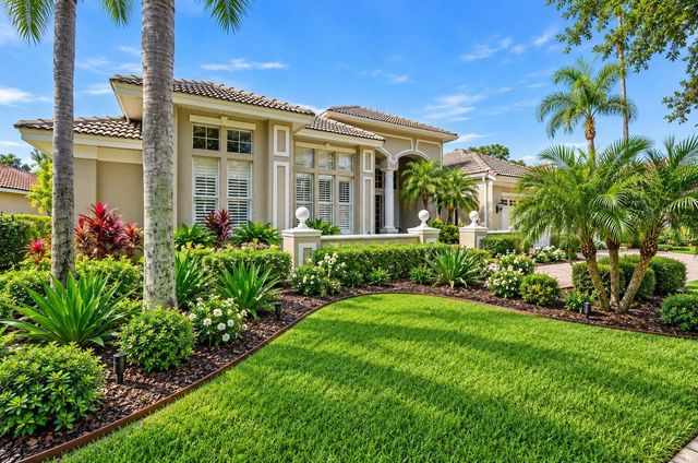 9108 WOODRIDGE RUN DRIVE, Tampa, FL 33647