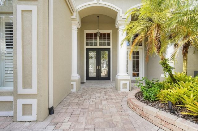 9108 WOODRIDGE RUN DRIVE, Tampa, FL 33647