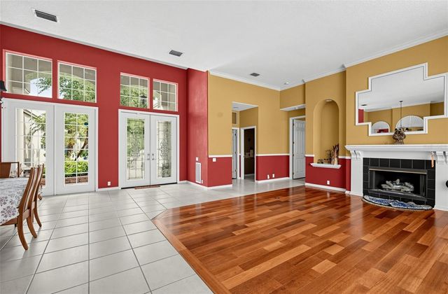 9108 WOODRIDGE RUN DRIVE, Tampa, FL 33647