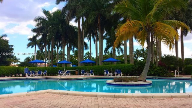 781 NW 170th Ter, Pembroke Pines, FL 33028