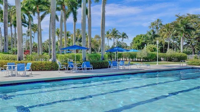 781 NW 170th Ter, Pembroke Pines, FL 33028