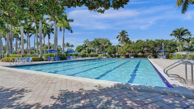 781 NW 170th Ter, Pembroke Pines, FL 33028