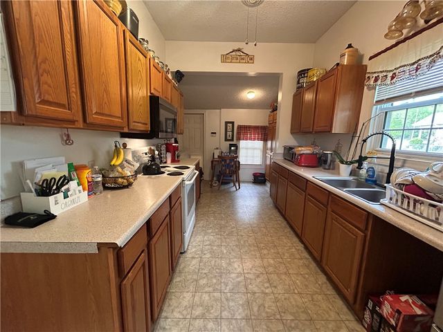 303 Brock Avenue, Honea Path, SC 29654