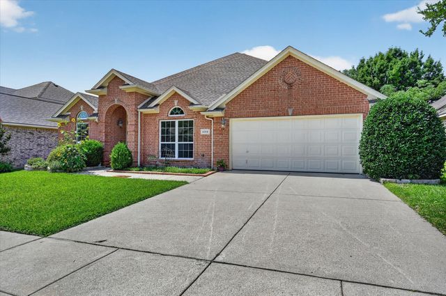 4312 Wyndham Drive, Fort Worth, TX 76244
