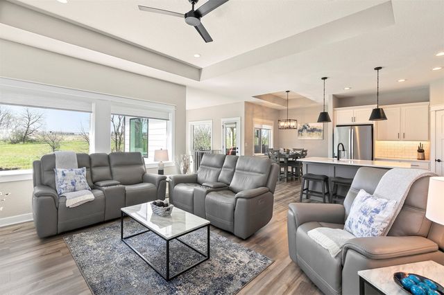 1010 Harrington Way, Waukee, IA 50263