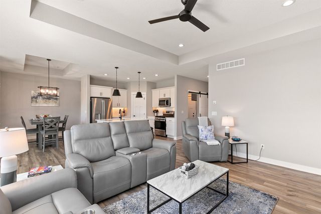 1010 Harrington Way, Waukee, IA 50263
