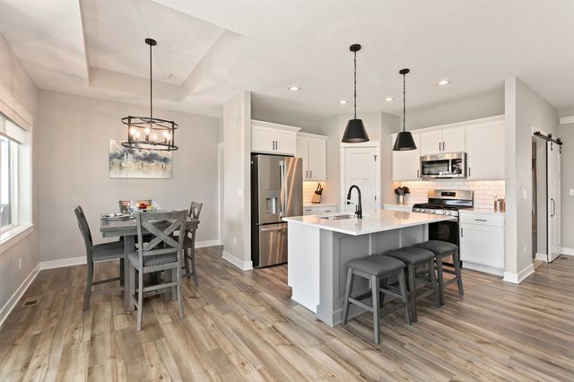 1010 Harrington Way, Waukee, IA 50263